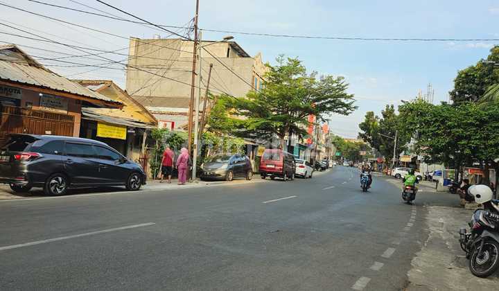 Di Jual Rumah 2 Lantai Kebayoran Baru, Jakarta Selatan