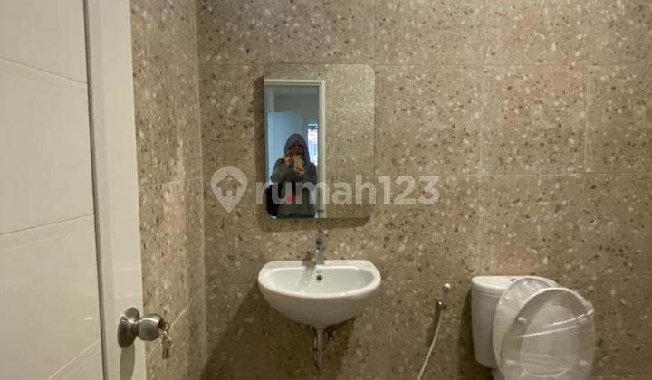 Rumah 2 Lantai Brand New Graha Bintaro 2