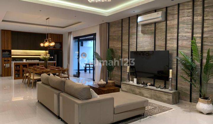 Rumah Mewah Furnish Siap Huni di Villa Cinere Mas 1