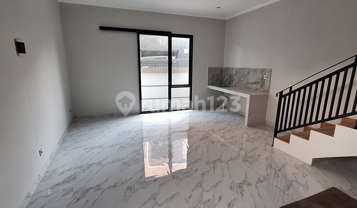 Rumah Baru dan Bagus Lokasi Strategis di Jurangmangu. Pondok Aren.  1