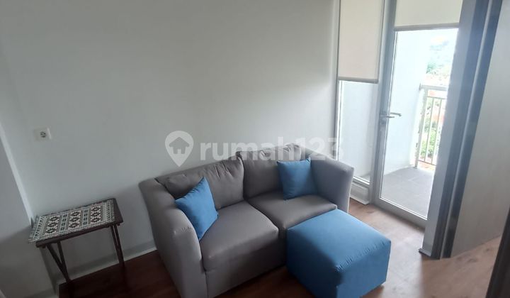 Nice Ready-to-occupy Apartment at Emerald Bintaro