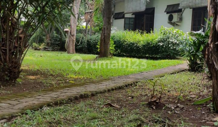 Rumah Bagus Siap Huni, Sejuk dan Luas di Jalan Panjang. Kebon Jeruk. Jakarta Barat