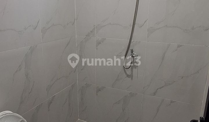 Rumah Baru dan Bagus Lokasi Strategis di Jurangmangu. Pondok Aren.  2