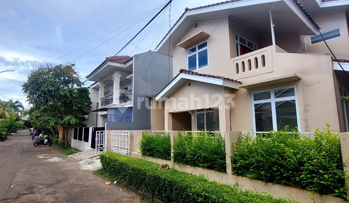 For Rent Nice House in Martilang Sector 9 Bintaro Jaya