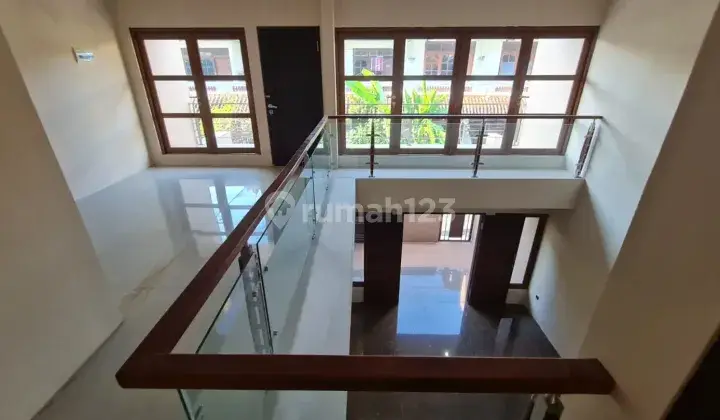 Disewakan rumah di kawasan Diponegoro Denpasar Selatan  5