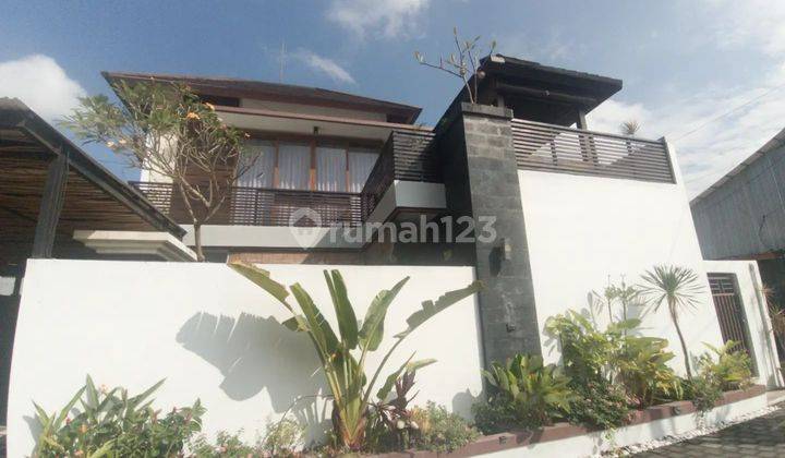 Disewakan villa full furnished di kawasan denpasar barat 1