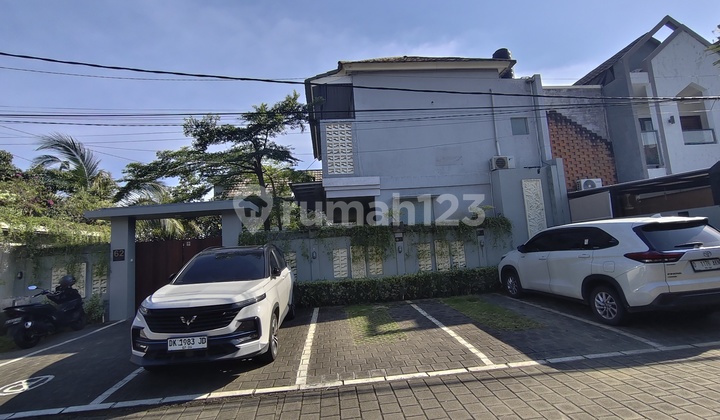 House for Rent Fully Furnished in Renon Area 1