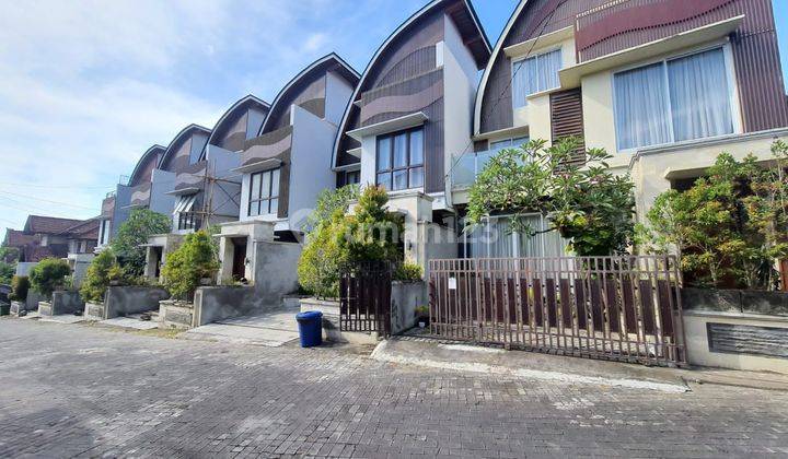 Dijual Rumah Semi Villa Di Kawasan Kerobokan 2