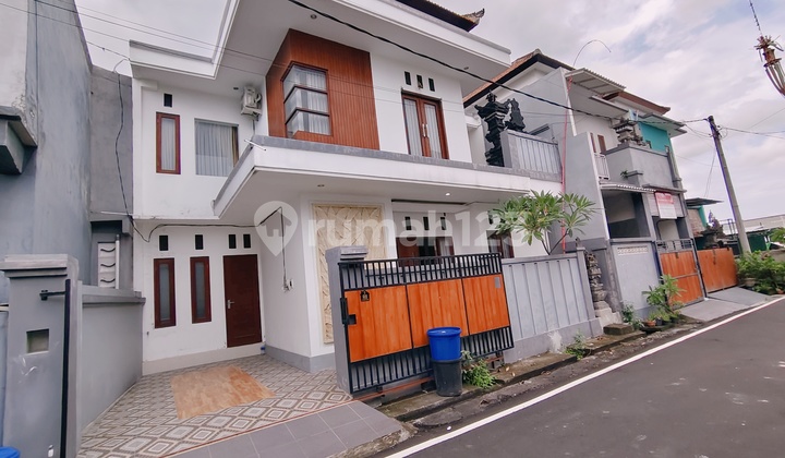 Disewakan Rumah Semi Furnished Dikawasan Gatsu Timur