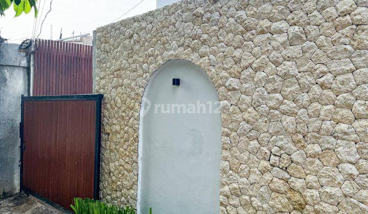 Dijual. Rumah Baru Di Kawasan Canggu Padonan 1