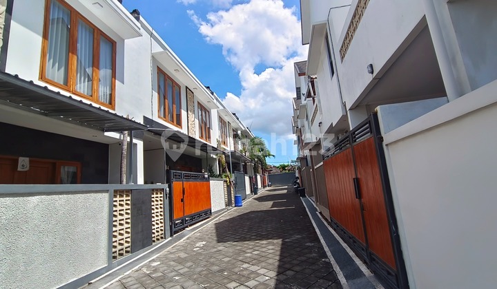 For Rent House in the Bukit Barisan Street Area - West Denpasar For Rent House in the Bukit Barisan Street Area - West Denpasar