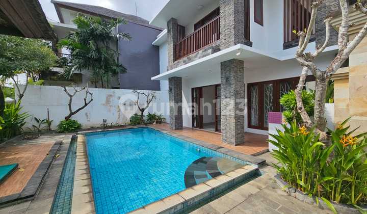 Disewakan Rumah Semi Villa Dikawasan Pemogan - Denpasar Selatan 2