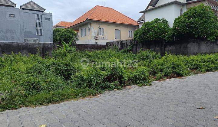 Cheap land in South Denpasar is ready to build in a strategic location  1