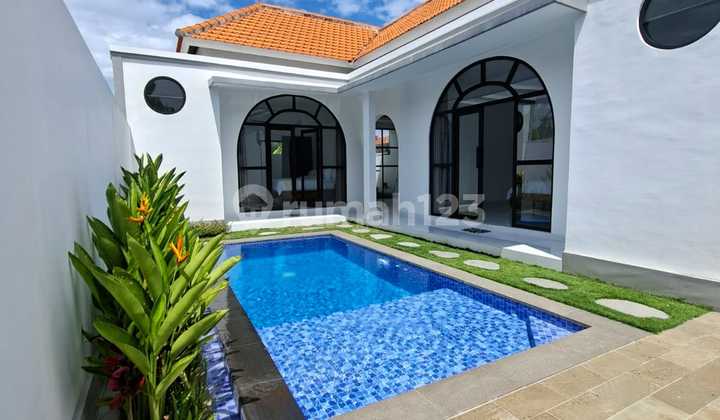 Villa 2 Kamar Tidur Baru Semi Furnished di Area Canggu Villa 2 Kamar Tidur Baru Semi Furnished di Area Canggu