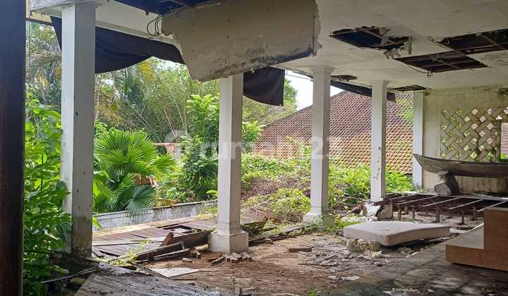 For Rent: Vacant Land and Abandoned Building in Umalas Tunon Area. For Rent: Vacant Land and Abandoned Building in Umalas Tunon Area.