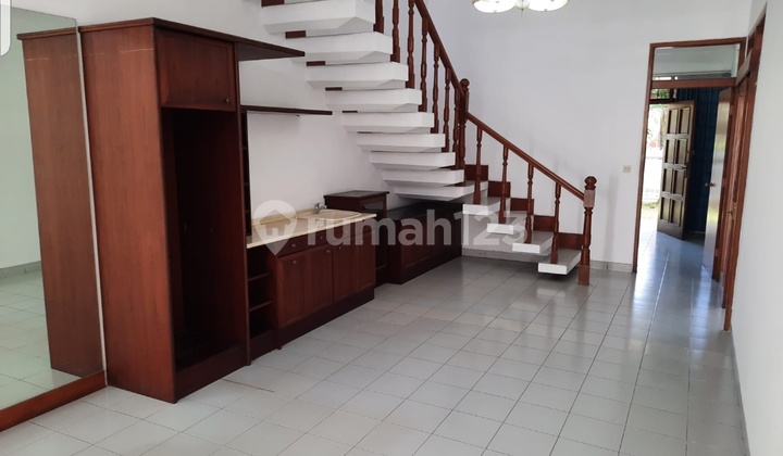 Sewa rumah bagus & besar daerah dadali, sangat terawat 3