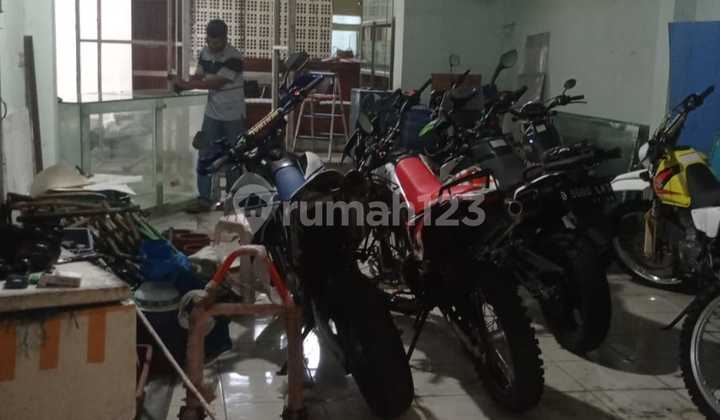 Sewa Tempat Usaha Main Road Lodaya Cocok untuk Kantor. Gudang Dll Sewa Tempat Usaha Main Road Lodaya Cocok untuk Kantor. Gudang Dll