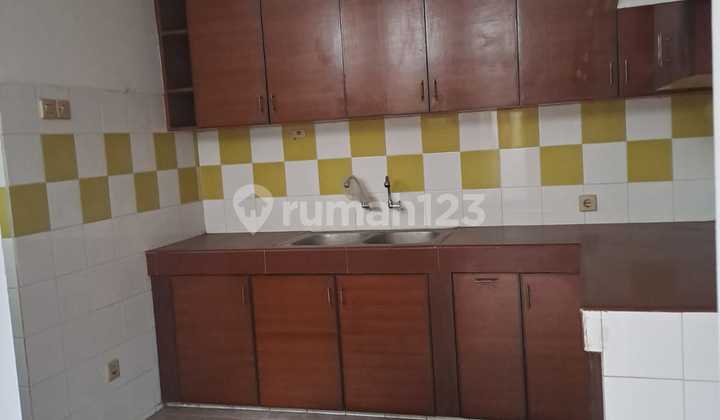 For Sale: Singgasana House, Very Comfortable and Prime Location 2