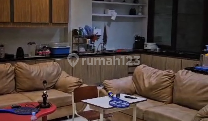 Rumah Semi Furnish Siap Pakai Bagus Terawat Mainroad Bisa Utk Usaha 1