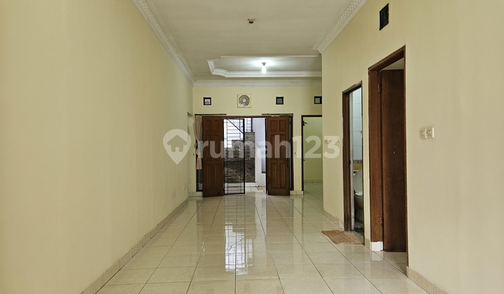 Rumah Siap Nego Lebar 9 Hdp Timur Tinggal Renov Dikit Lingkungan Aman 1