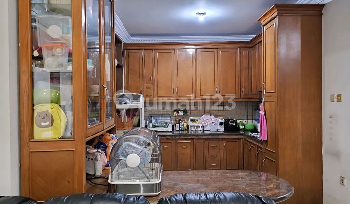 Rumah 2 Lantai Siap Huni Posisi Aman Tidak Dekat Sutet dan Kereta Cepat 2