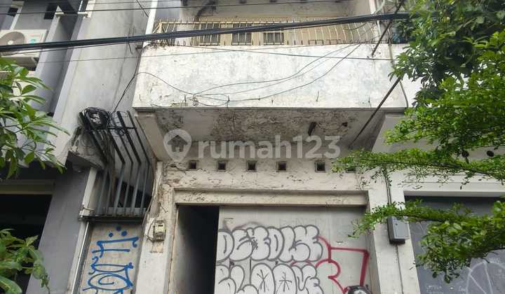 Old Row House, Strategic Land Count, Central Bandung City Center 1