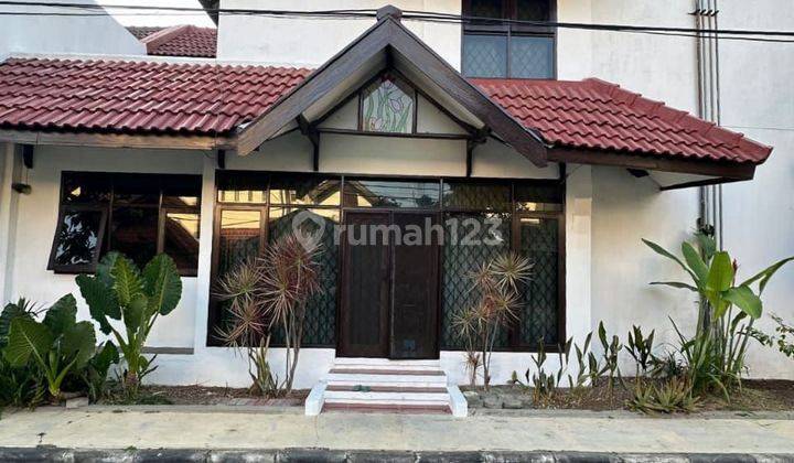 Rumah bagus di komp di Komp Tulip Permai
Jl. Jakarta,Bandung 1