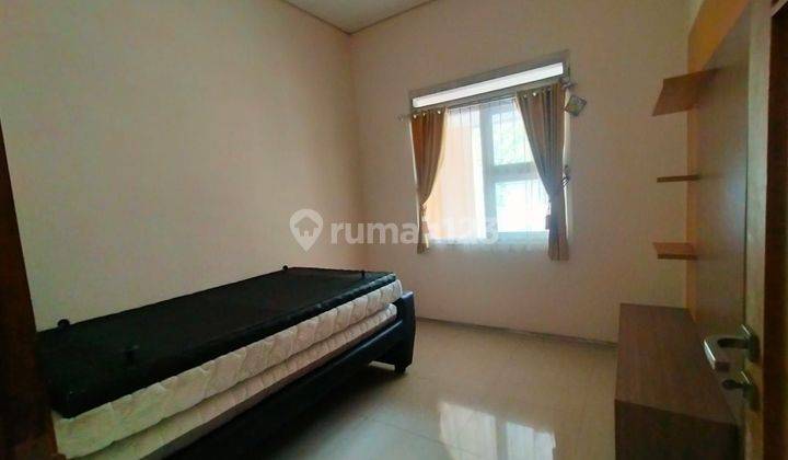 Rumah bagus siap huni di Sayap jl. Riau, semi furnished  2