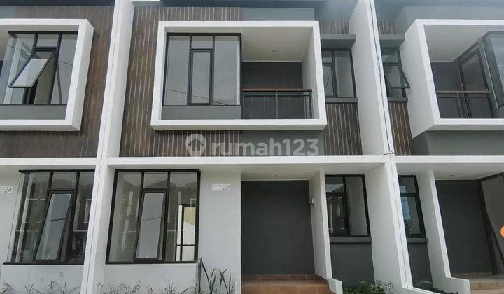 Dijual Rumah Baru siap huni Buah Batu Square lingkungan tenang  1