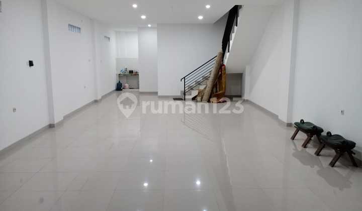 Disewakan Ruko Bagus Batununggal Cocok untuk Usaha /Kantor/ Gym/ Senam