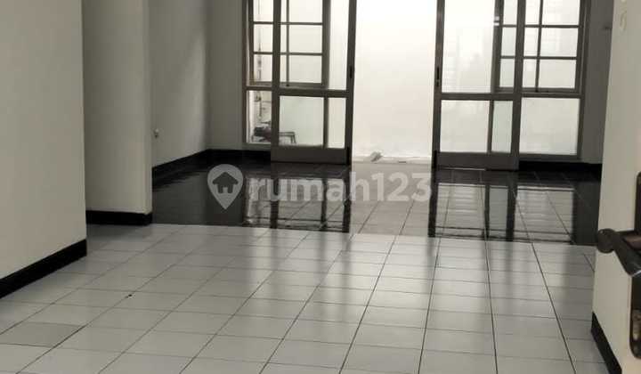 Dijual Rumah Siap Huni Taman Kopo Indah