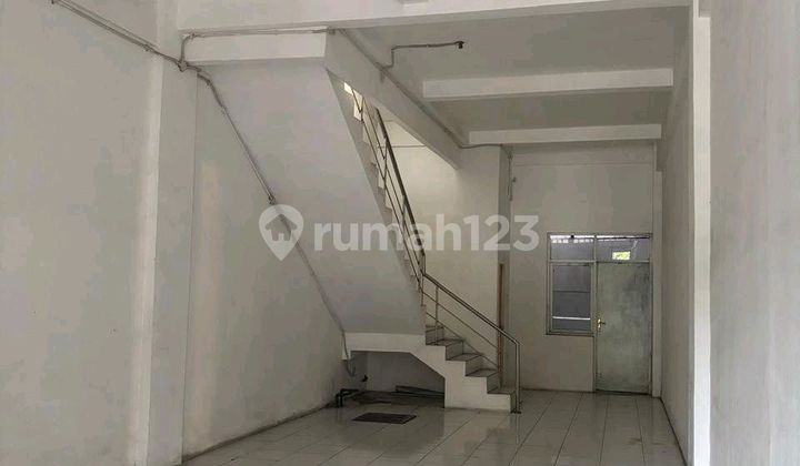 For Rent: Midtown Shop House in Pasirkaliki, Suitable for Business/Office For Rent: Midtown Shop House in Pasirkaliki, Suitable for Business/Office