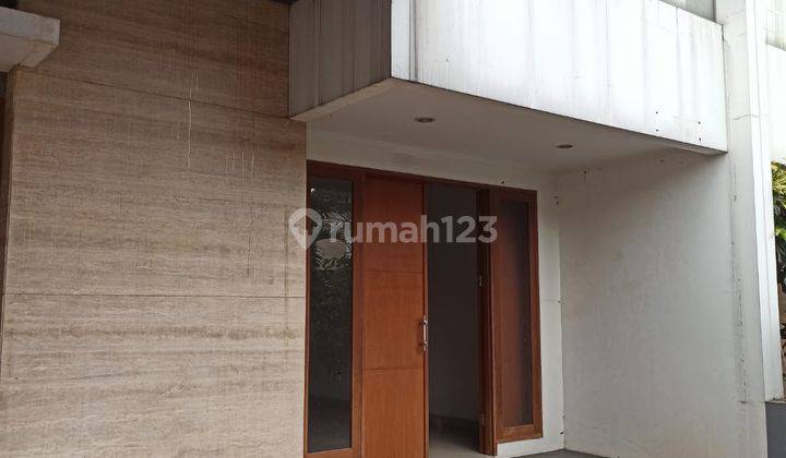 Dijual Rumah Siap Huni Lingkungan Tenang  1