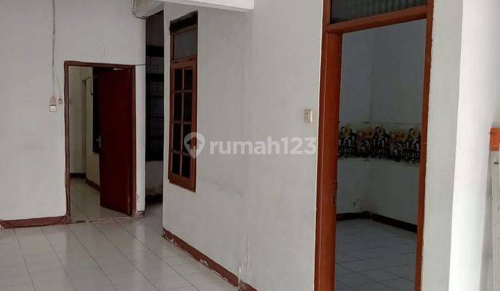 Disewakan Rumah Siap Huni Taman Kopo Indah Lingkungan Tenang  2