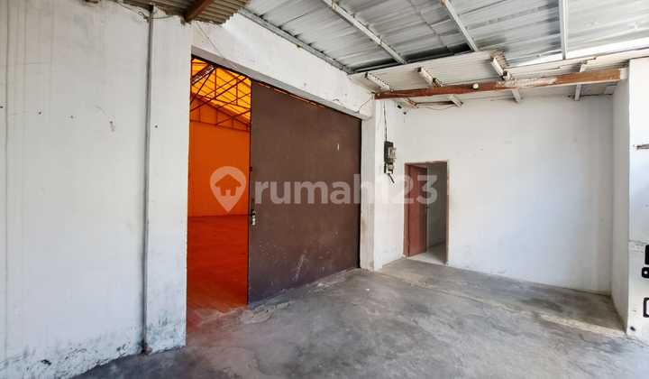 Disewakan Gudang Taman Kopo Indah Deket ke Tol Disewakan Gudang Taman Kopo Indah Deket ke Tol