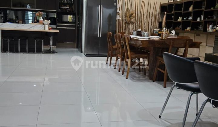 Dijual Rumah Hook Siap Huni Setraduta Lingkungan Tenang Dijual Rumah Hook Siap Huni Setraduta Lingkungan Tenang