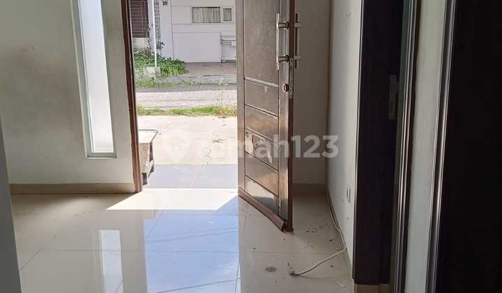 Dijual/Disewa Rumah Pinus Regency Garden View Lingkungan Tenang Dijual/Disewa Rumah Pinus Regency Garden View Lingkungan Tenang