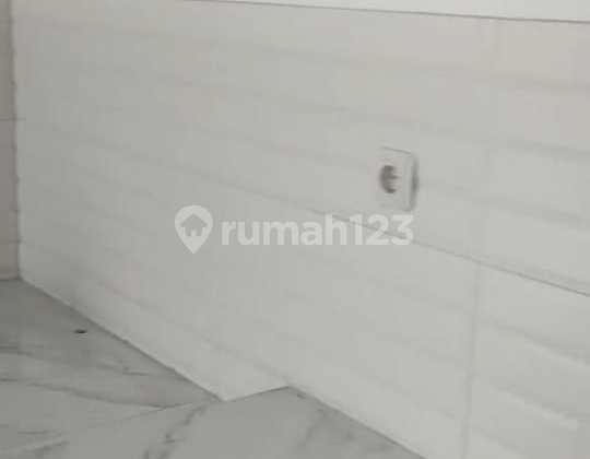 Ruko Main Road Jalan Jakarta, Siap Huni