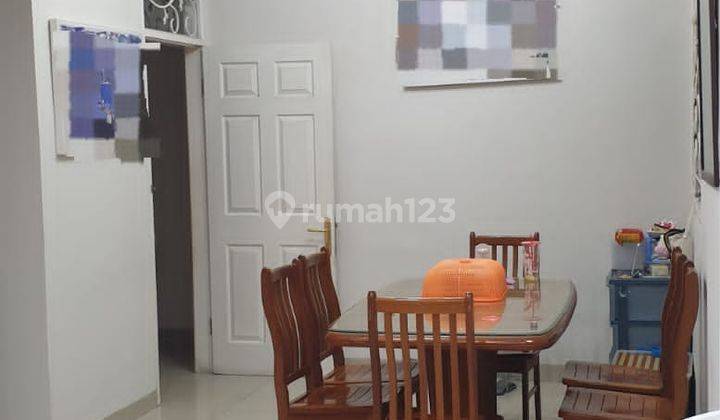 Rumah Cantik Siap Huni, Furnished (m) 2