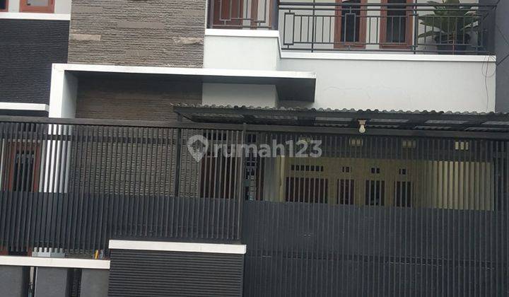 Rumah 2 Lantai Siap Huni Di Soekarno Hatta ( Ming ) 1