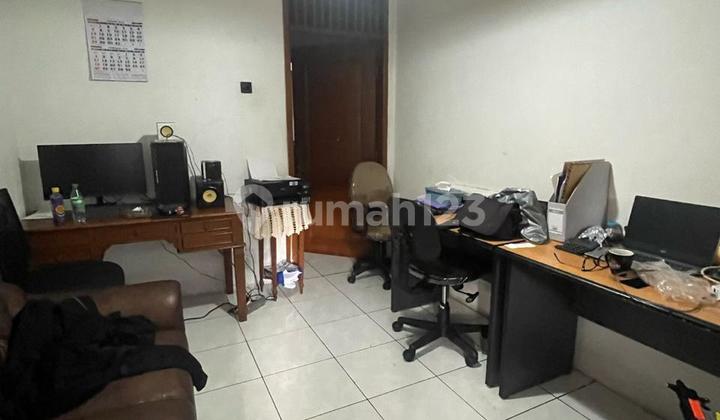 Rumah 2 Lantai di Lodaya 2