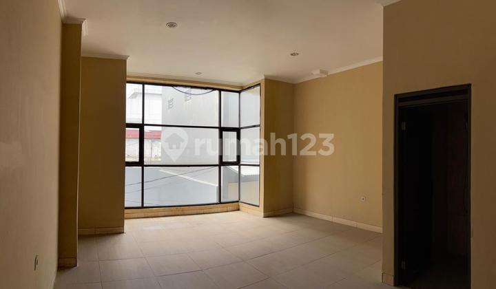 Ruko 2.5 Lantai, Lokasi Strategis Di Jendral Sudirman, Bandung Ruko 2.5 Lantai, Lokasi Strategis Di Jendral Sudirman, Bandung