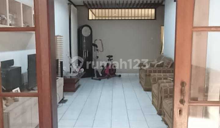 2-Storey Shop House, Strategic Location, Ready to Occupy in Ciateul. 1