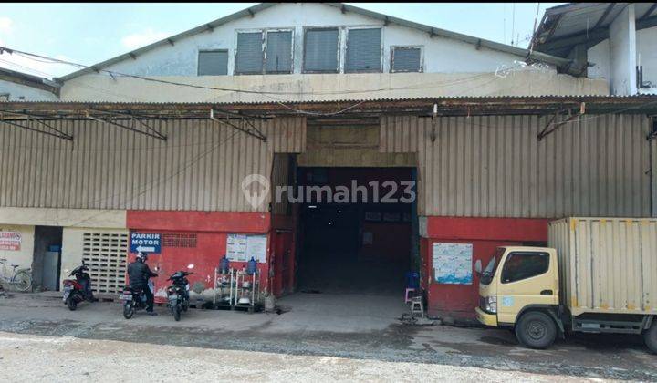Disewakan gudang dengan konstruksi baja  1