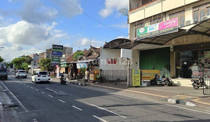 3 Floor Shophouse in Strategic Denpasar City Center 2