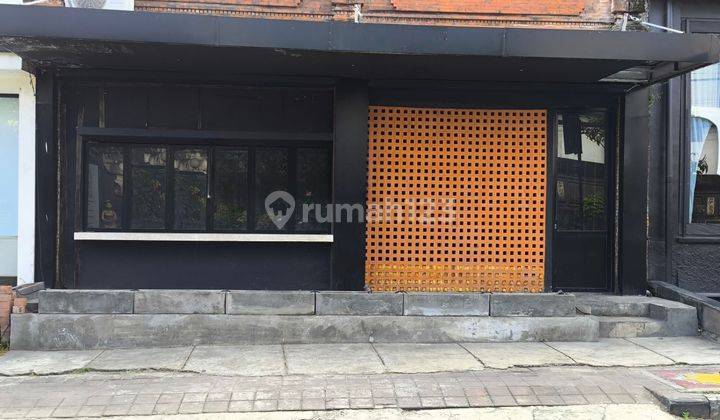 PREMIUM SPACE EX CAFE / RESTAURANT IN BATU BOLONG BEACH CANGGU 1