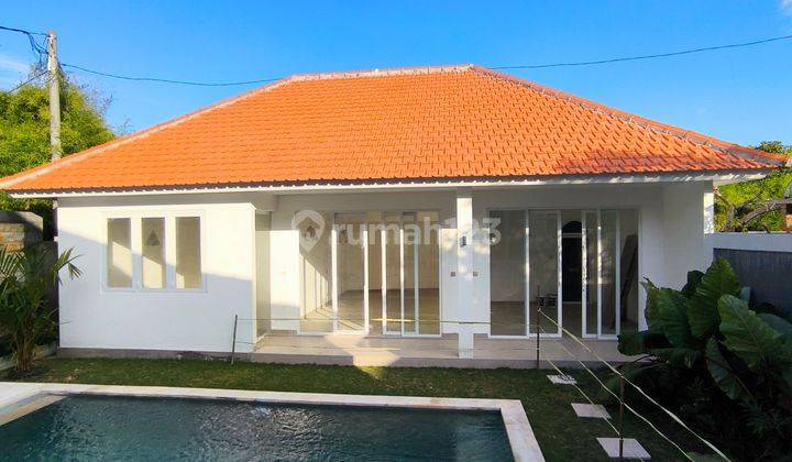 BRAND NEW 4 BEDROOM SPACIOUS VILLA IN UMALAS KEROBOKAN AREA 2