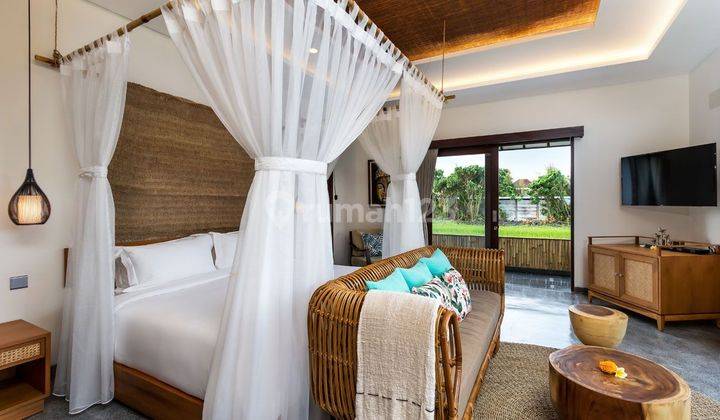 7 Br Villa Leasehold 23 Years In Berawa Canggu 1