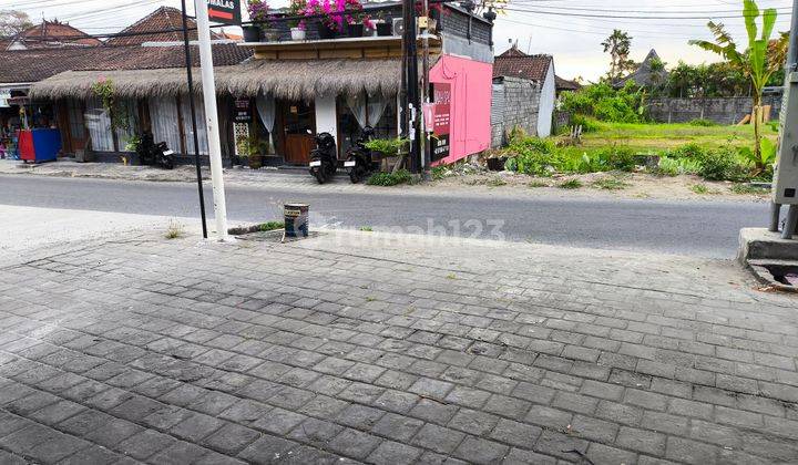 Shop / Commercial Space/ Kiosk In Strategic Location Umalas Area 2