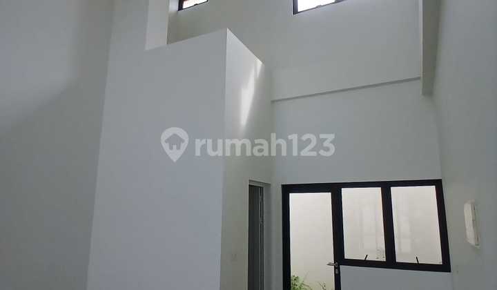 Ruko Rendeng Mainroad Strategis Ramai Podomoro (ln)